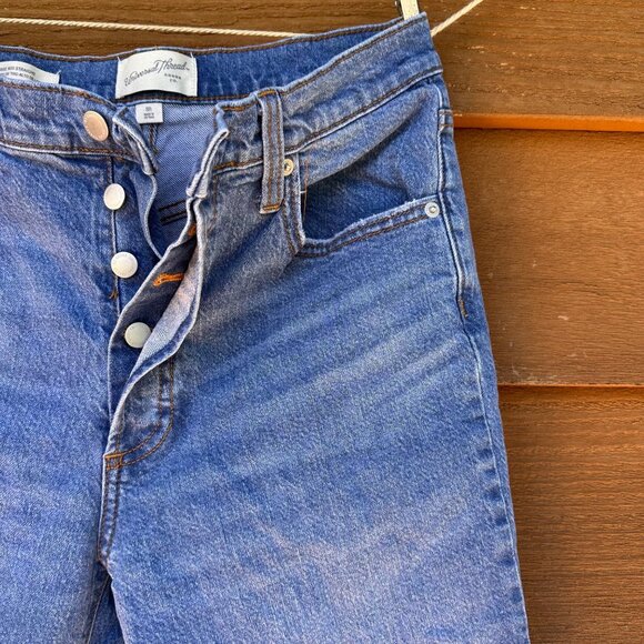 Universal Thread High Rise 90s Straight Button Up Blue Jeans Size 8 - Picture 4 of 14